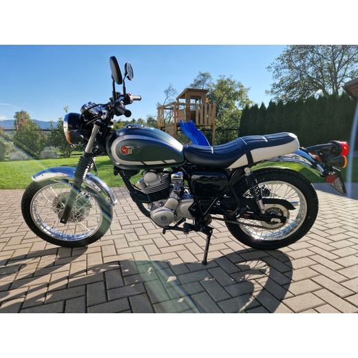 KAWASAKI W230 METALLIC MATTE DARK GREEN 2026