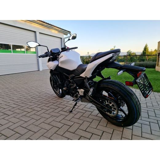 KAWASAKI Z650 PEARL BLIZZARD WHITE 2026