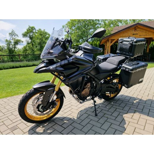 VOGE 625 DSX BLACK DEMO POUZE 98 KM NAJETO