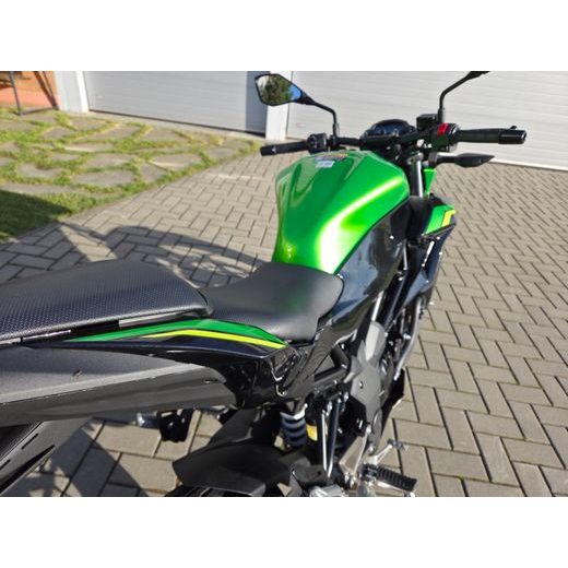 KAWASAKI Z125 CANDY LIME GREEN 2026