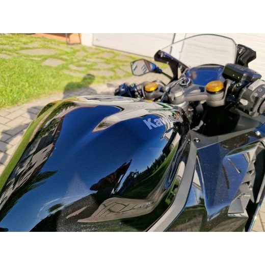 KAWASAKI NINJA ZX-4R METALLIC SPARK BLACK 2026