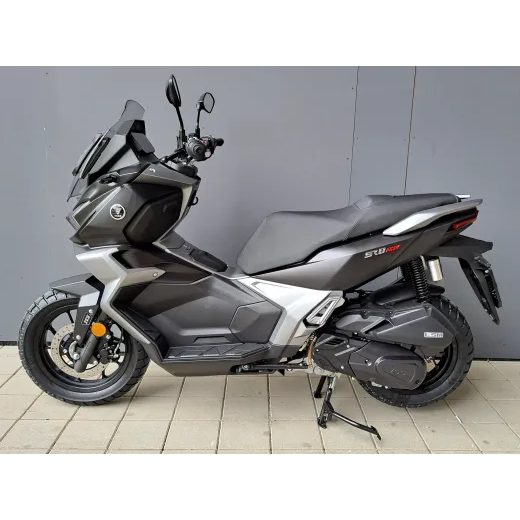 VOGE SR1 125I ADV ČERNÝ