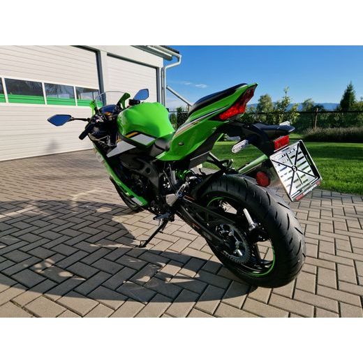 KAWASAKI NINJA ZX-4RR LIME GREEN 2025
