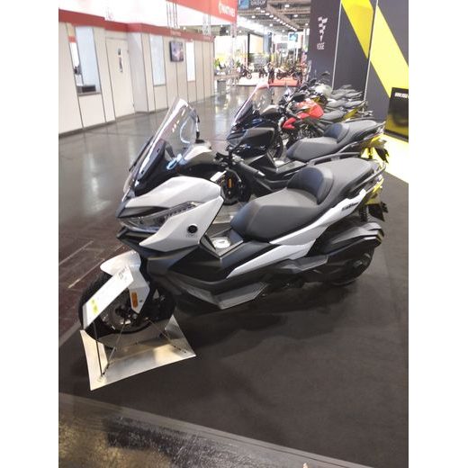 VOGE SR4 MAX 350I LUX WHITE