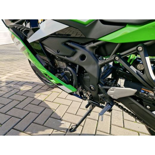KAWASAKI NINJA ZX-4RR LIME GREEN 2025