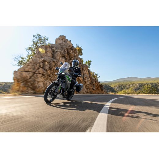 KAWASAKI KLE650 SE PEARL STORM GRAY 2027