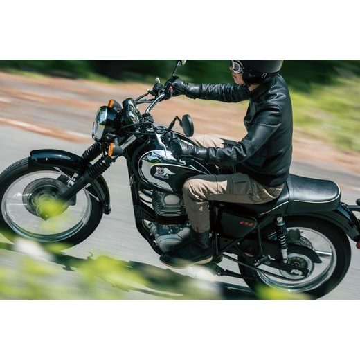KAWASAKI MEGURO S1 EBONY 2025 POUZE 1900 KM NAJETO
