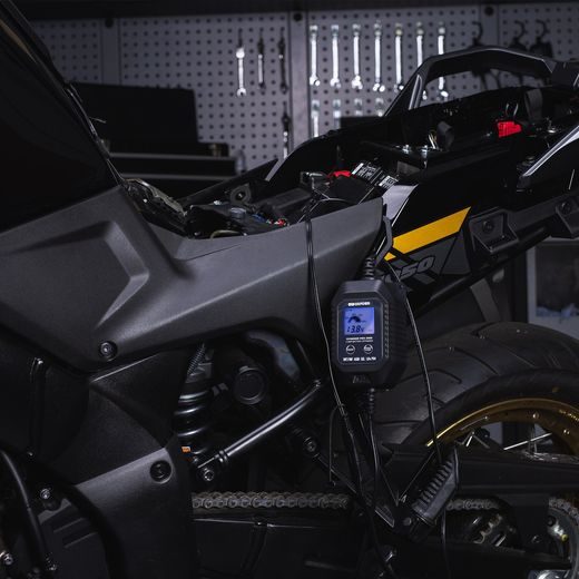 MOTO NABÍJEČKA OXIMISER PRO 2000, OXFORD (2A, 12V, 8-80AH)