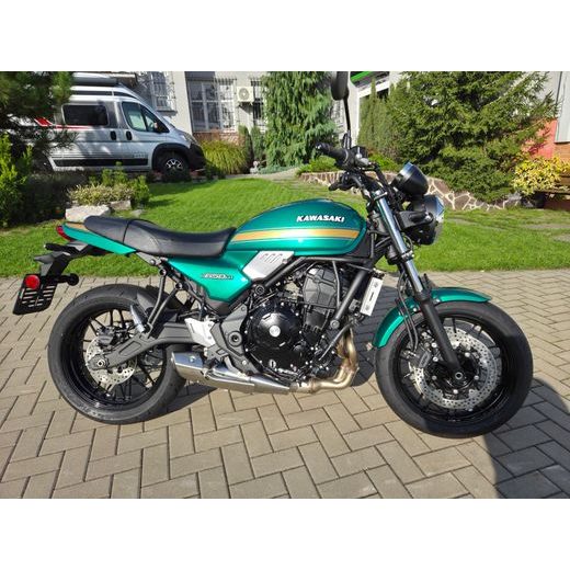 KAWASAKI Z650RS CANDY EMERALD GREEN 2026