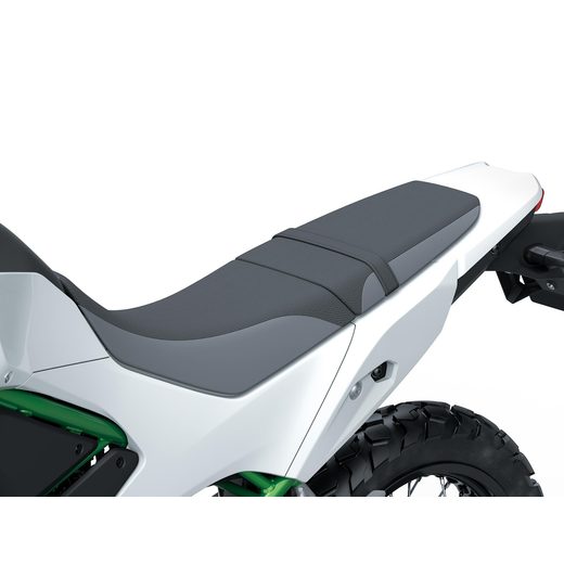 SNÍŽENÉ PŘEDNÍ SEDADLO PRO KAWASAKI KLE500