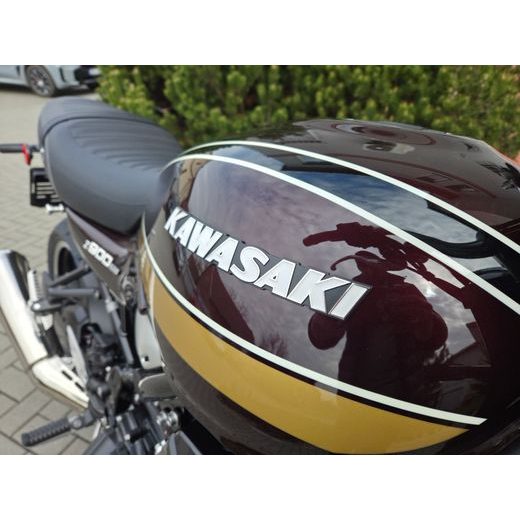 KAWASAKI Z900RS CANDY TONE RED 2026