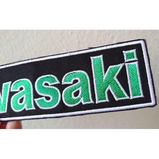 VELKÁ NÁŠIVKA S MOTIVEM KAWASAKI
