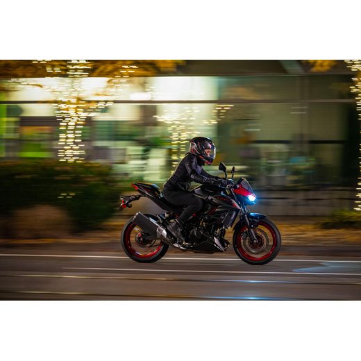 KAWASAKI Z500 SE CANDY PERSIMMON RED 2025