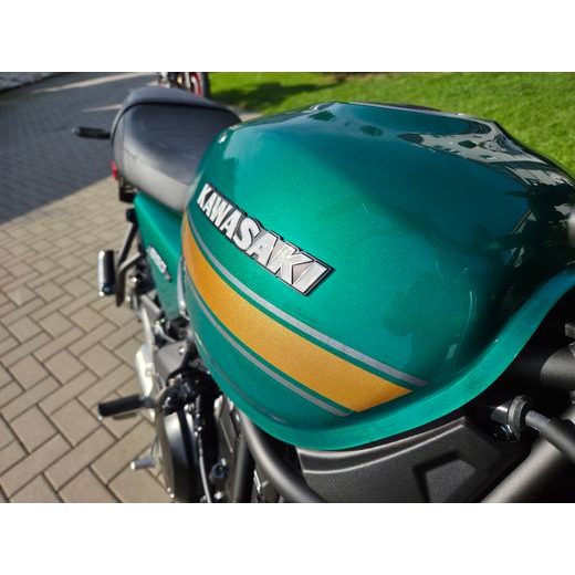 KAWASAKI Z650RS CANDY EMERALD GREEN 2026