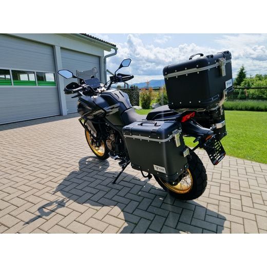 VOGE 625 DSX BLACK DEMO POUZE 98 KM NAJETO