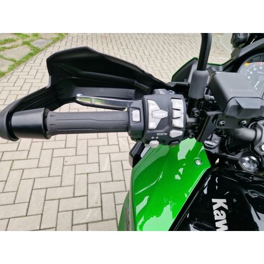 KAWASAKI VERSYS 1100 SE EMERALD BLAZED GREEN 2026 DEMO