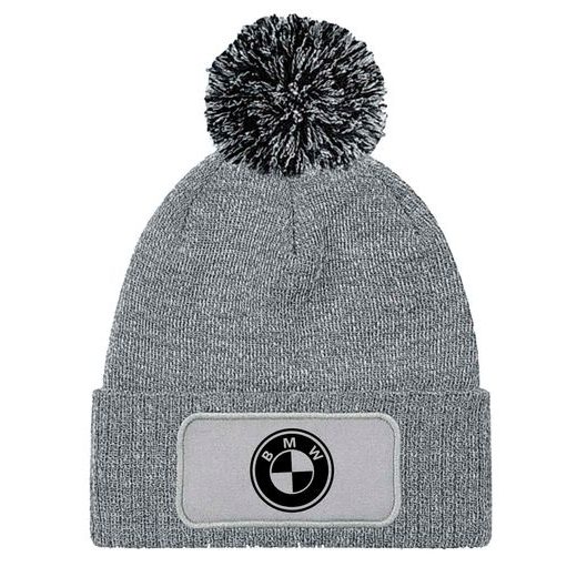 ZIMNÍ ČEPKA S BAMBULÍ A MOTIVEM BMW
