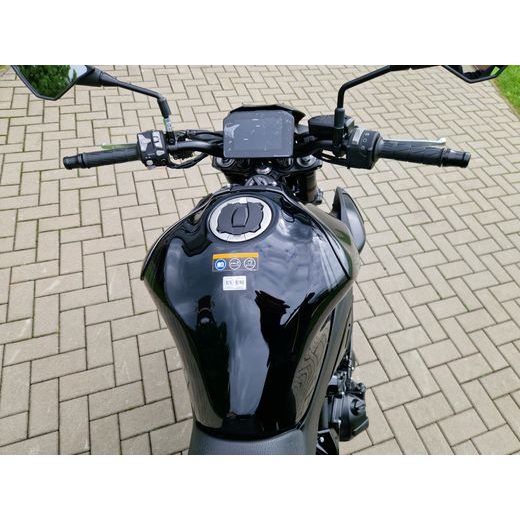 KAWASAKI Z900 EBONY 2026