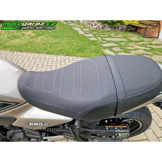 KAWASAKI Z650RS METALLIC PHANTOM SILVER 2024