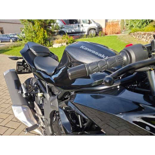 KAWASAKI NINJA 125 EBONY 2026