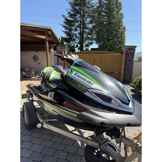 VODNÍ SKÚTR KAWASAKI JET SKI ULTRA 310 LX MODEL 2016 + PŘÍVĚS