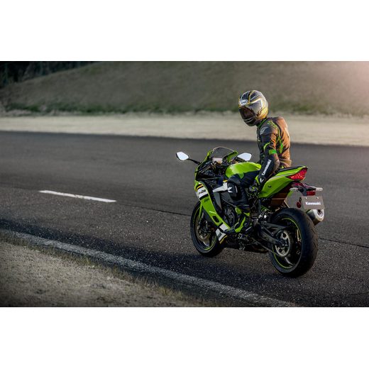 KAWASAKI NINJA ZX-4RR LIME GREEN 2025
