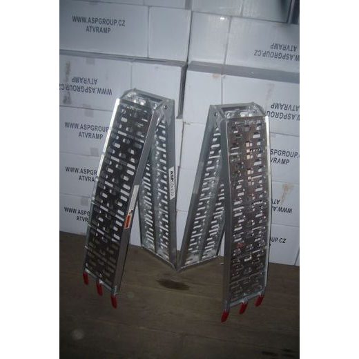 SHARK ATV, MOTO HLINÍKOVÉ NÁJEZDY (2 KUSY), NOSNOST MAX. 680 KG