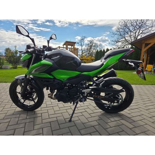 KAWASAKI Z500 CANDY LIME GREEN 2026