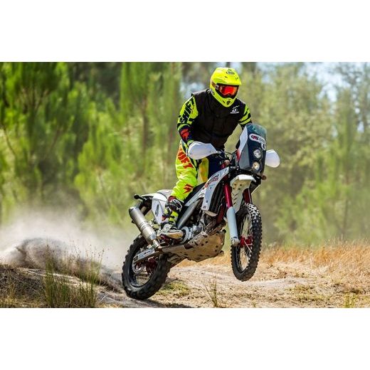 AJP PR7 650 ADVENTURE 2024