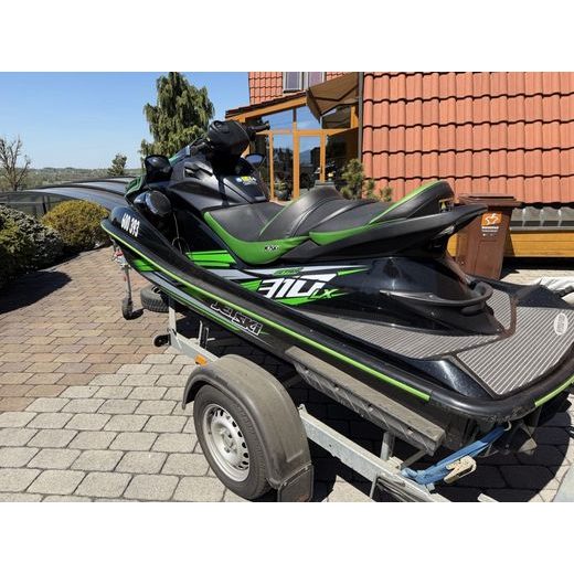VODNÍ SKÚTR KAWASAKI JET SKI ULTRA 310 LX MODEL 2016 + PŘÍVĚS