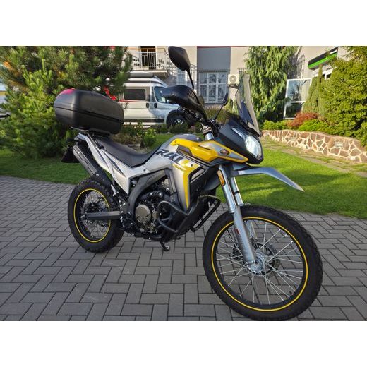 VOGE 300 RALLY MODEL 2023 POUZE 4900 KM NAJETO