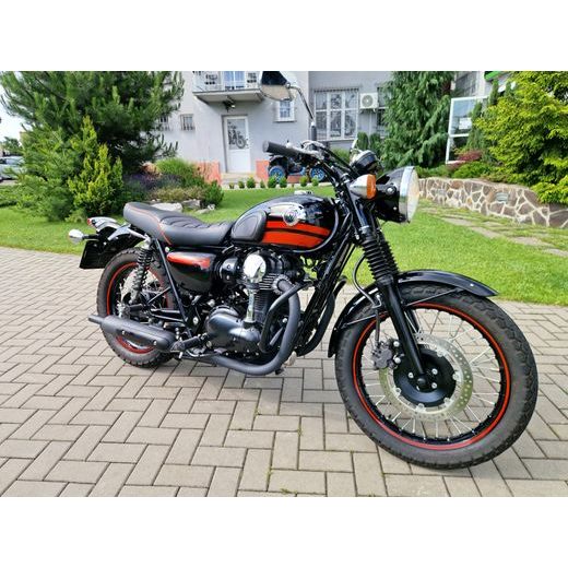KAWASAKI W800 MODEL 2015 POUZE 9200 KM NAJETO