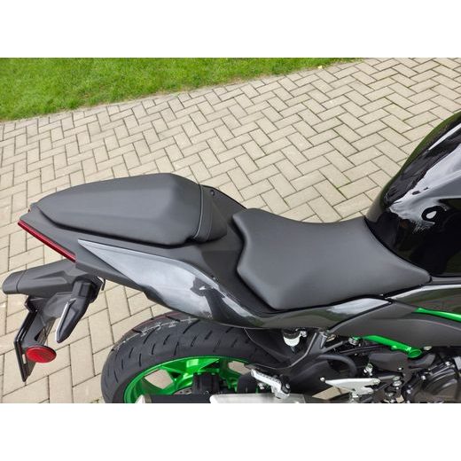 KAWASAKI Z500 SE EBONY 2026