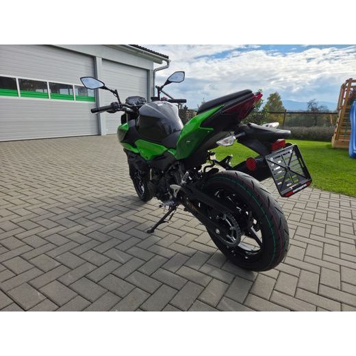 KAWASAKI Z500 CANDY LIME GREEN 2026