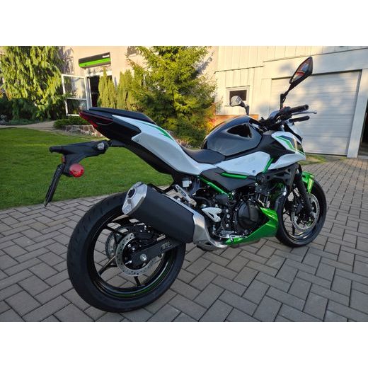 KAWASAKI Z500 SE PEARL BLIZZARD WHITE 2027