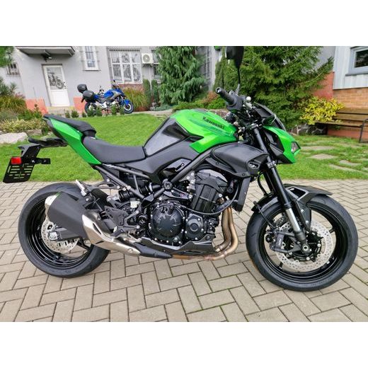 KAWASAKI Z900 CANDY LIME GREEN 2026
