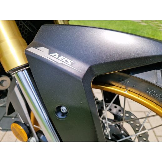 VOGE 625 DSX BLACK DEMO POUZE 98 KM NAJETO