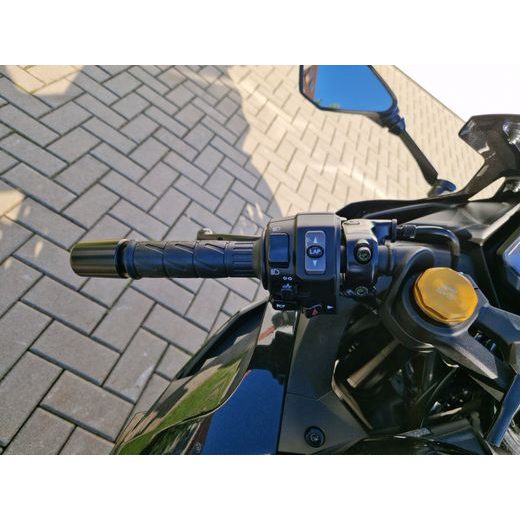 KAWASAKI NINJA ZX-4R METALLIC SPARK BLACK 2026