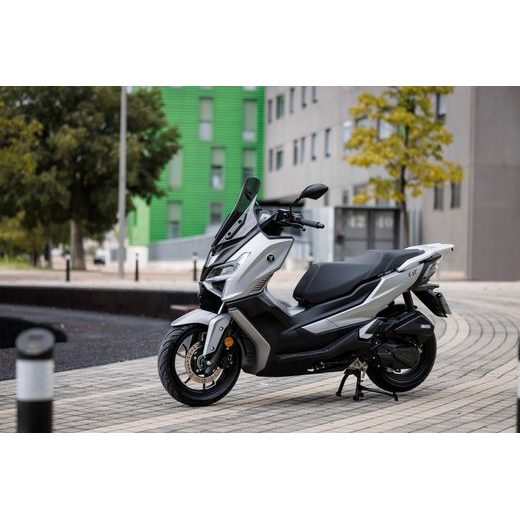 VOGE SR1 125I GT SILVER