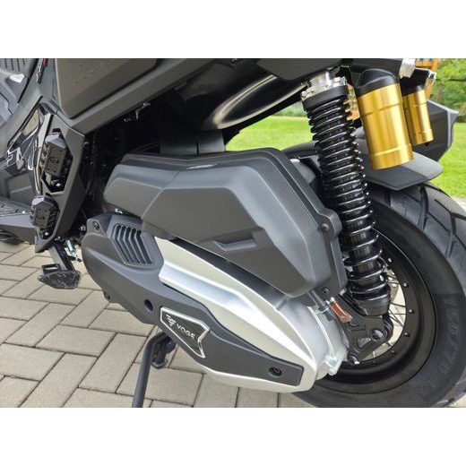 VOGE SR450X ČERNÁ