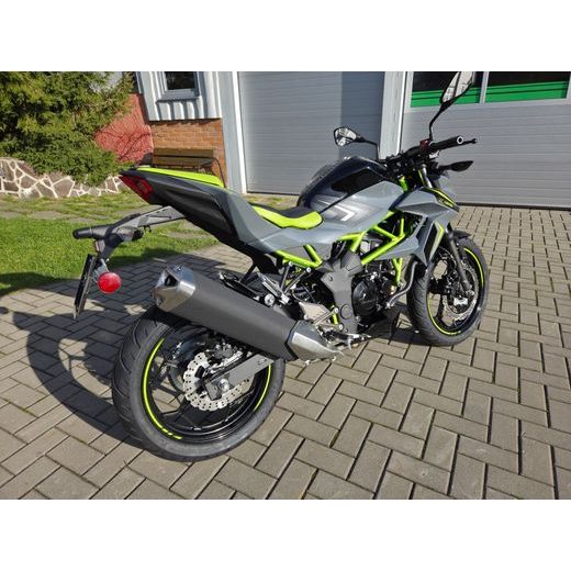 KAWASAKI Z125 PEARL STORM GRAY 2026