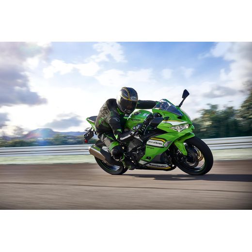 KAWASAKI NINJA ZX-4RR LIME GREEN 2025