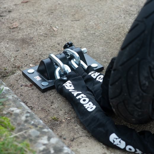 KOTVA NA ZÁMEK OXFORD DOCKING STATION LK401