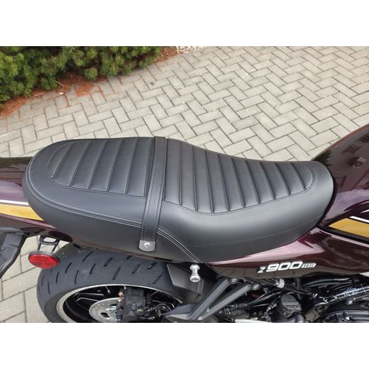 KAWASAKI Z900RS CANDY TONE RED 2026