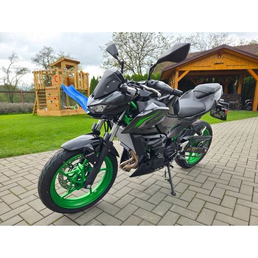 KAWASAKI Z500 SE EBONY 2026
