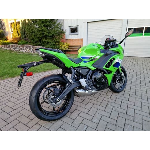 KAWASAKI NINJA 650 LIME GREEN 2026