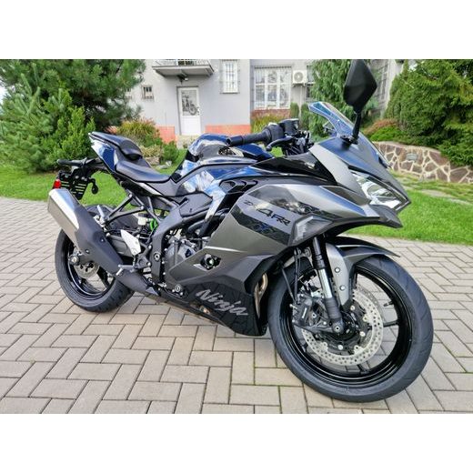 KAWASAKI NINJA ZX-4RR METALLIC MATTE GRAPHENESTEEL GRAY 2026