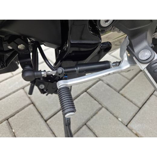 KAWASAKI Z900RS CANDY TONE RED 2026