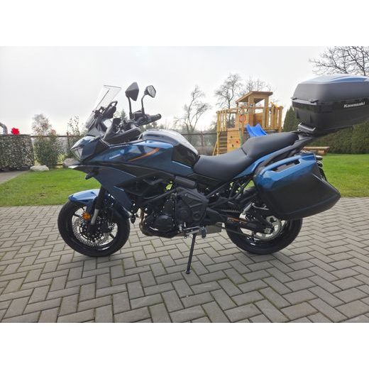 KAWASAKI VERSYS 650 METALLIC DEEP BLUE 2026