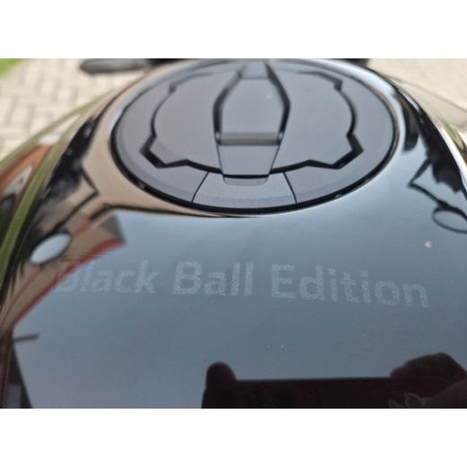 KAWASAKI Z900RS BLACK BALL EDITION 2027